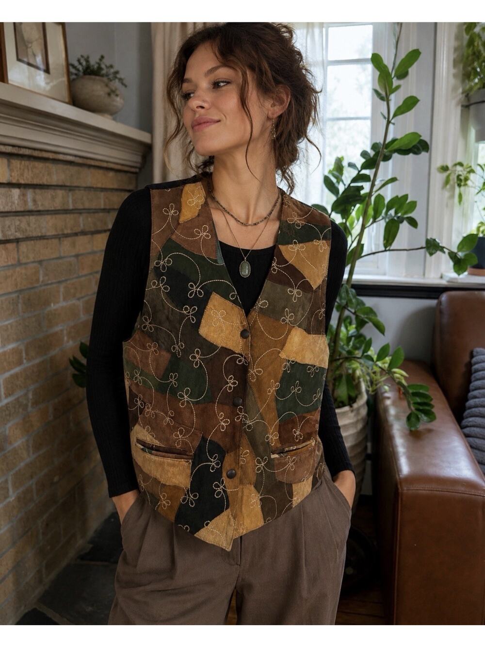 VTG Womens VestMedium Suede Leather Patchwork 90s Western Artsy Boho Browns